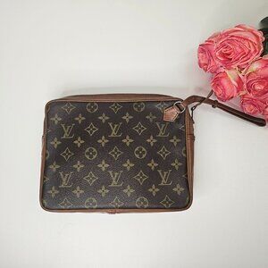 Authentic Louis Vuitton Sports Clutch Wristlet